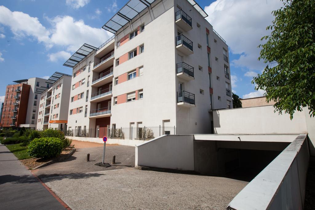 Apparthotel Privilodges Lyon Lumiere Exterior foto